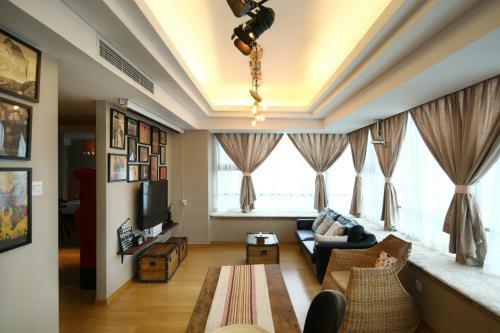 Chengdu Memory Space Apartment Taiguli Branch