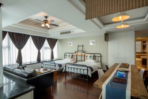 Chengdu Memory Space Apartment Taiguli Branch