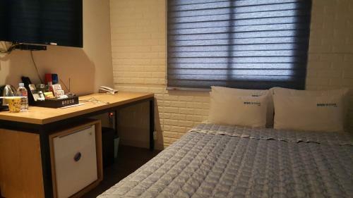 Motel Gwangan Blue Moon