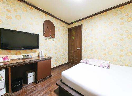 Sangmu Motel Gwangju