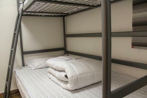 Hostal Orange Guesthouse