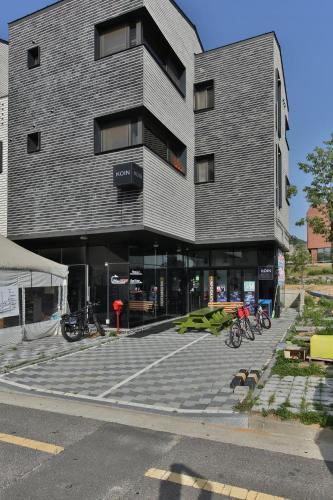 Hostal Airport Guesthouse Ko-in