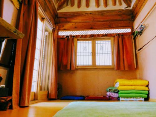 Hostal Fragrance Of Moonlight