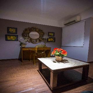 Las Ventanas Suites Hotel