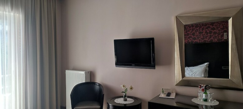 Apartamentos Areos Hotel