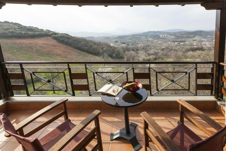 Dellas Boutique Hotel