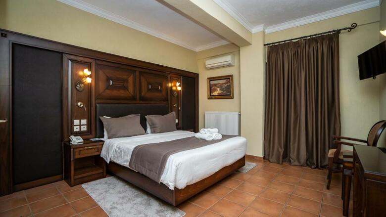 Dellas Boutique Hotel