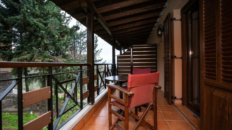 Dellas Boutique Hotel