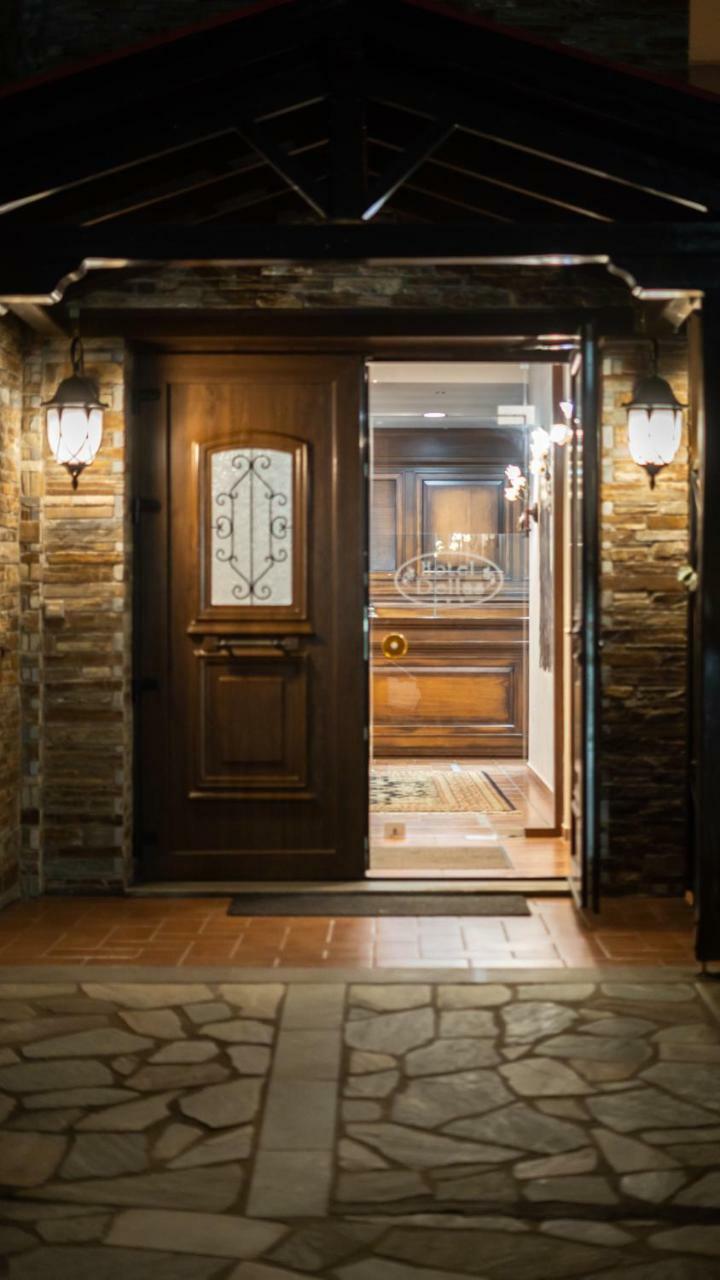 Dellas Boutique Hotel