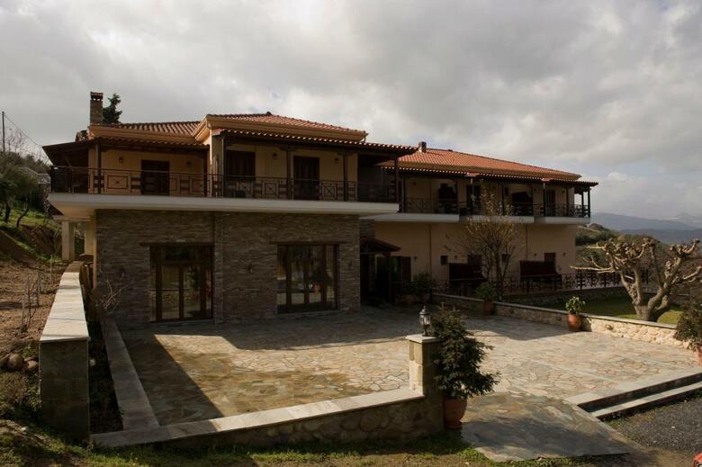 Dellas Boutique Hotel