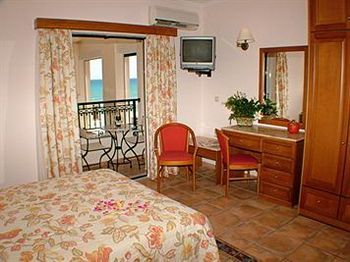 Hotel Andreolas Luxury Suites