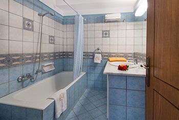 Hotel Andreolas Luxury Suites