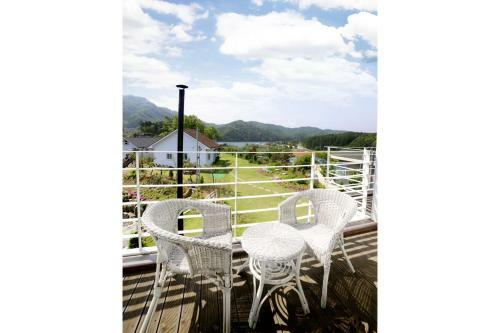 Walking Sky Pension