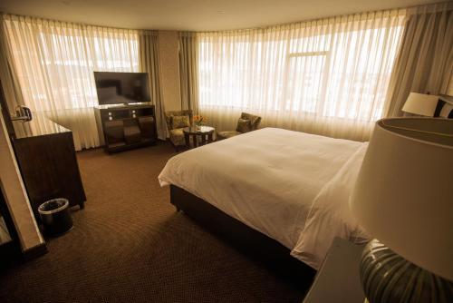 Roles Hotel