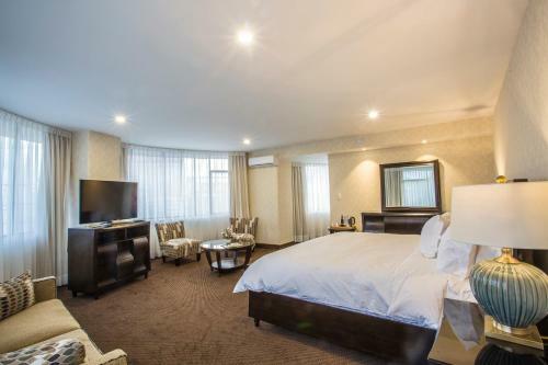 Roles Hotel