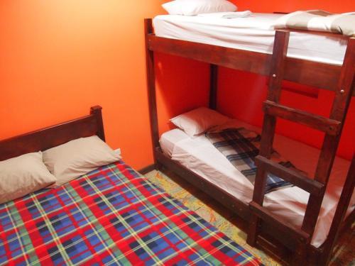 Coral Reef Surf Hostel And Camp