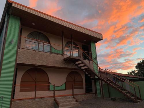 Hostal Hammock House
