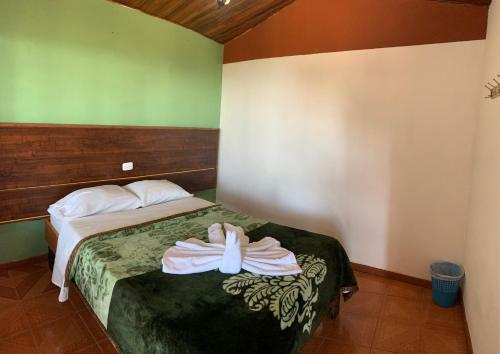 Hostal Hammock House