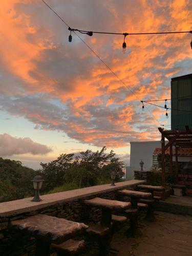 Hostal Hammock House