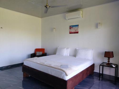 Hostal Amapolas Del Arenal