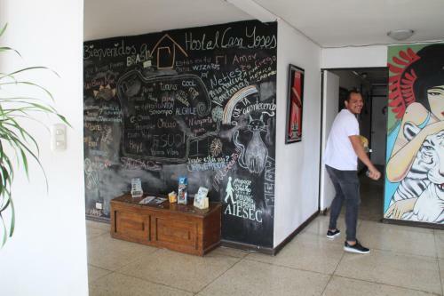 Casa Yoses Hostel