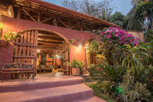 Havana Lodge