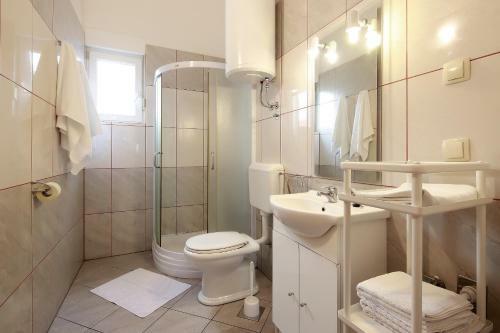 Hostal Apartments Olive
