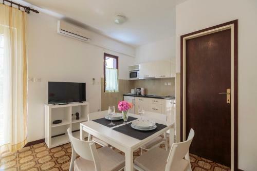 Apartments Katija Fadic