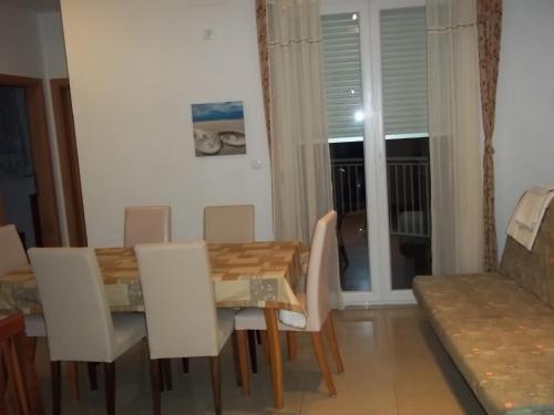 Apartamentos Vila Ivan?ica 2