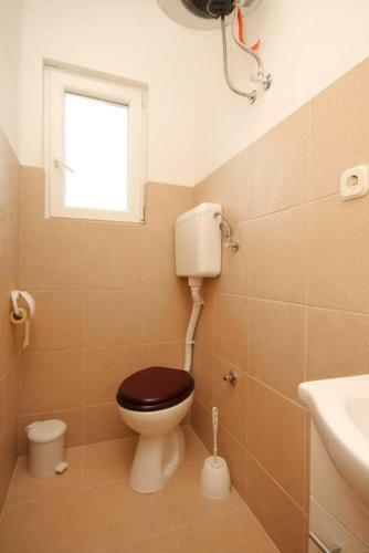 Apartment Guduce 8240a