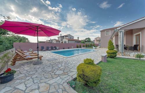 Four-bedroom Holiday Home In Valtura I