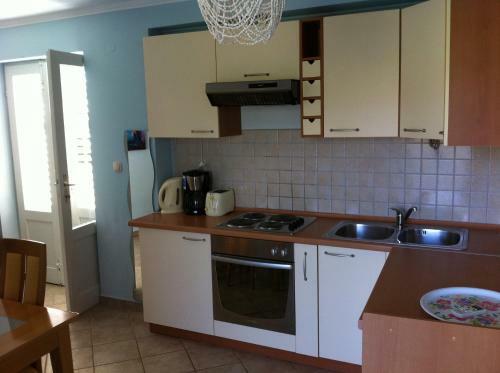 Hostal Apartments And Rooms Villa Luci