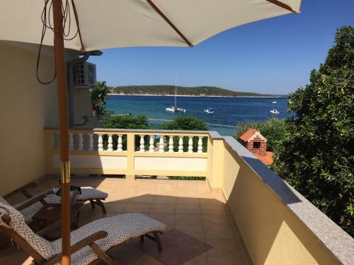 Hostal Apartments And Rooms Villa Luci