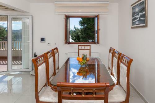 Apartments Villa Luxor