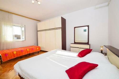 Apartments Radojka 1203
