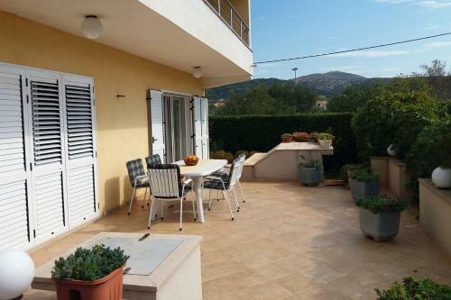 Apartment Vinisce 5229c