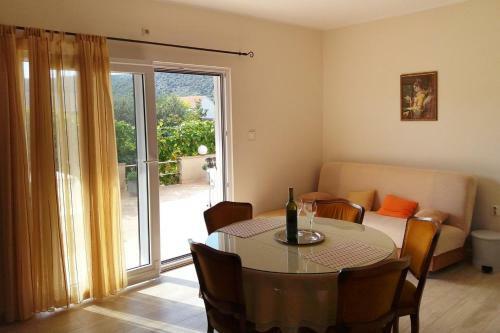 Apartment Vinisce 5229c