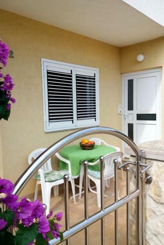 Apartment Vinisce 5229c