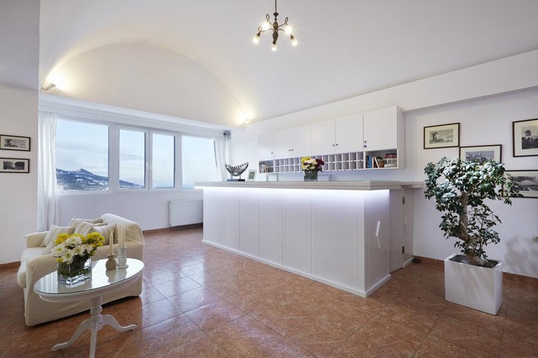 Hotel Milos