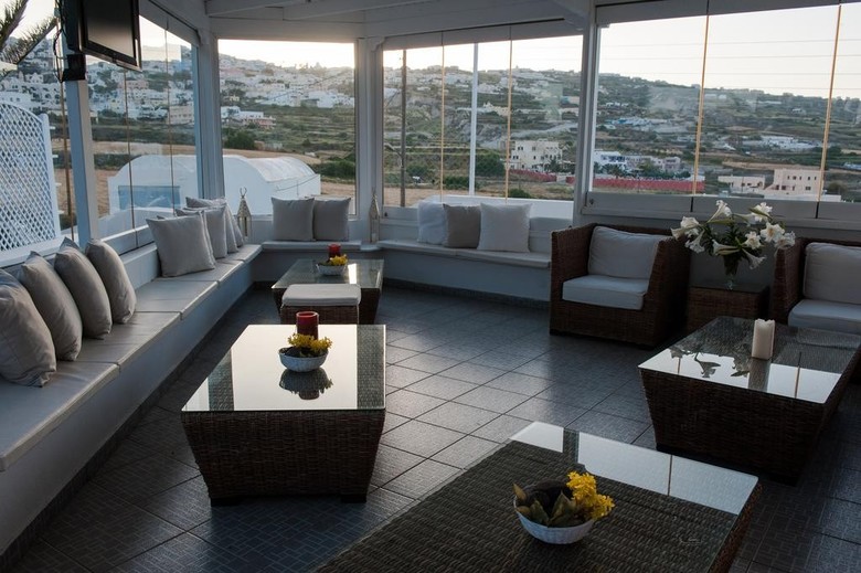 Hotel Milos