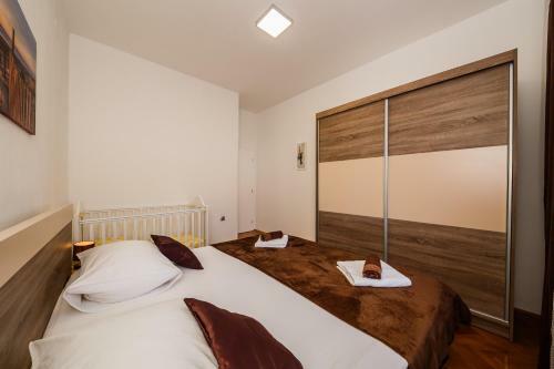 Apartments Josip
