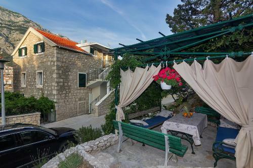 Hostal Apartments Beso