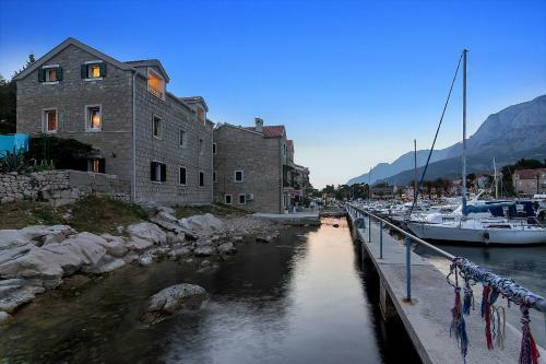 Hostal Apartments Beso