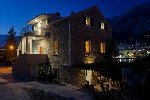 Hostal Apartments Beso