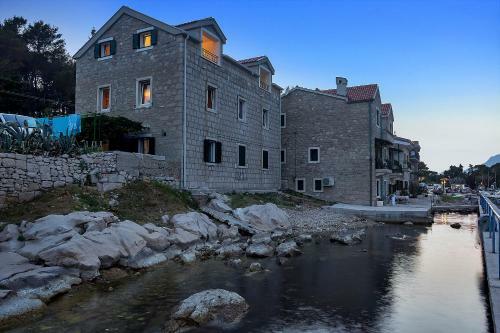 Hostal Apartments Beso