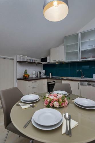 Hostal Apartments Beso