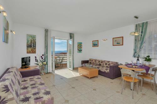 Apartamentos Guest House Villa Ana