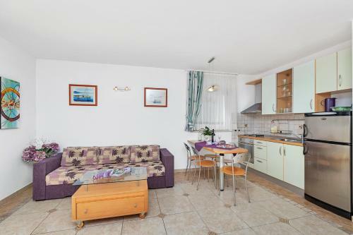 Apartamentos Guest House Villa Ana
