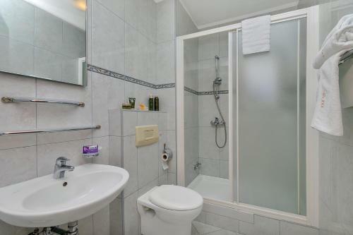 Apartamentos Guest House Villa Ana