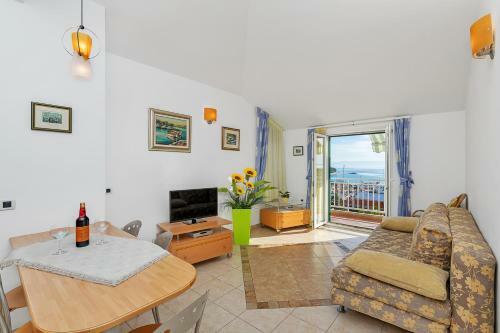 Apartamentos Guest House Villa Ana